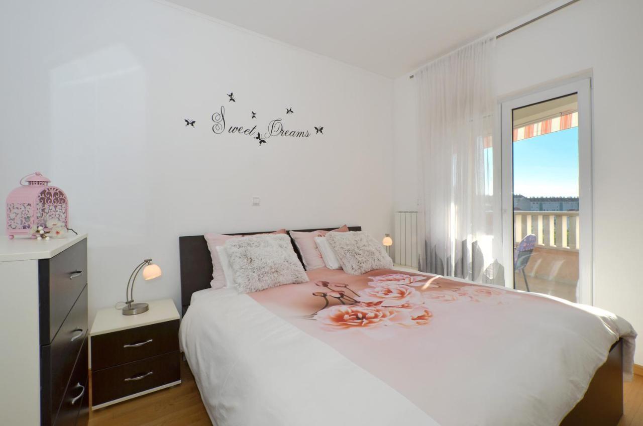 Apartmani Adela Solin Eksteriør bilde